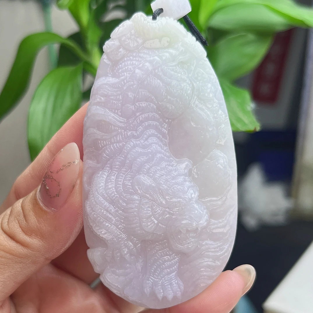 翡翠a货冰透紫底下山虎毛货买断需抛光 4天尺寸72.5*37.5*10.6,