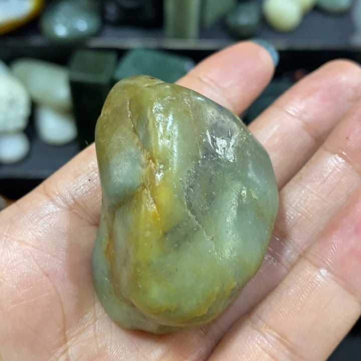 未镶嵌和田玉（糖玉）挂件