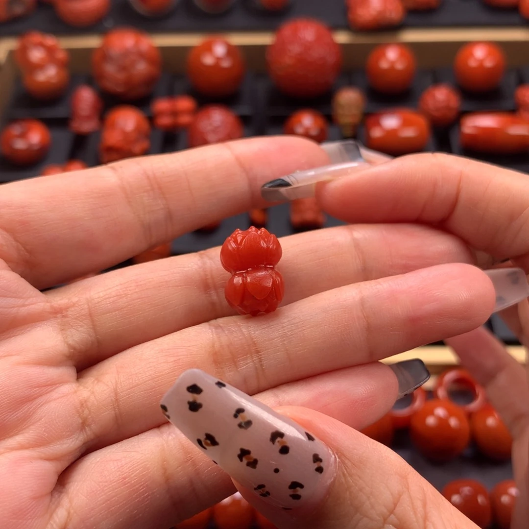 未镶嵌并蒂莲9mm➕南红玛瑙