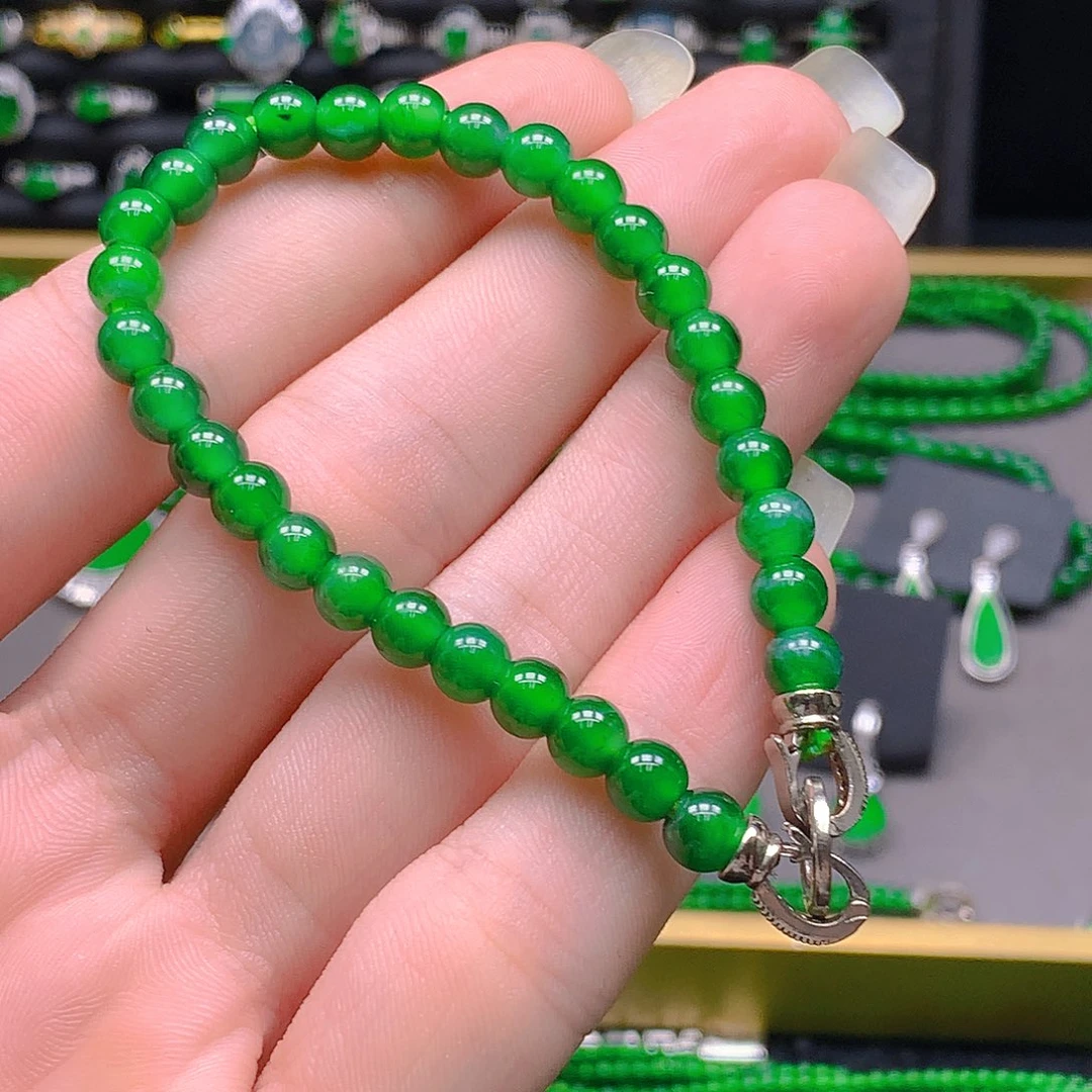 未镶嵌手链翡翠小*豬天然