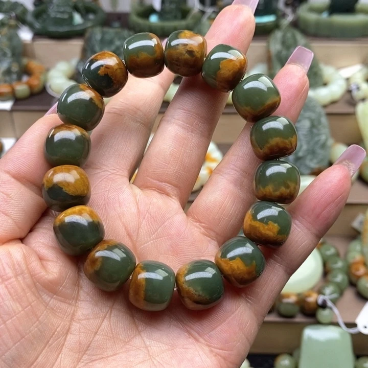 手串未镶嵌透闪石质玉陌**开