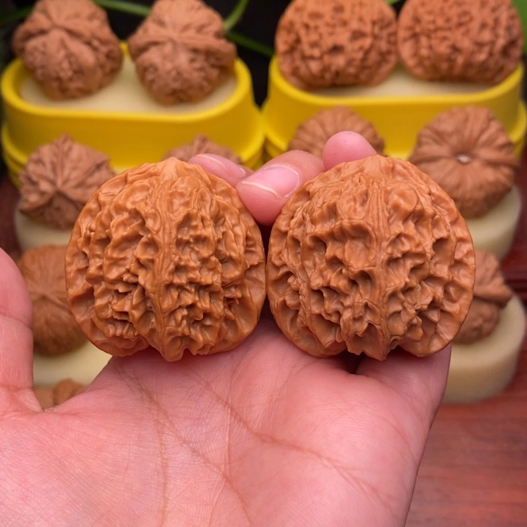 把件文玩核桃40“红皮”苹果园