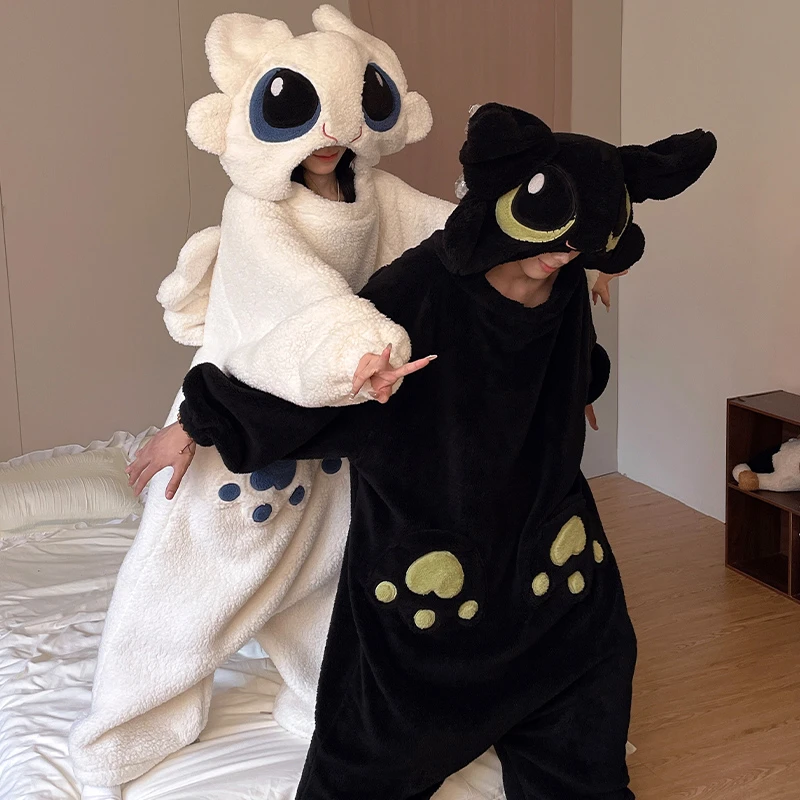 情侣连体睡衣秋冬季珊瑚绒加厚保暖卡通可爱搞怪无牙仔睡袍可外穿