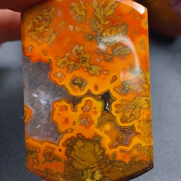 玛瑙/玉髓颈饰未镶嵌木*易