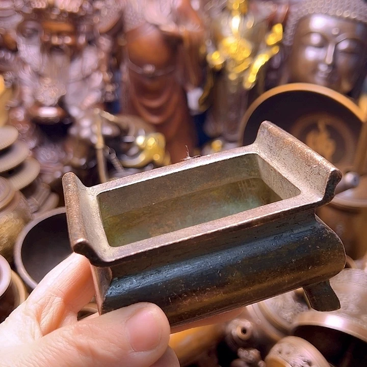 铜122336688885555666