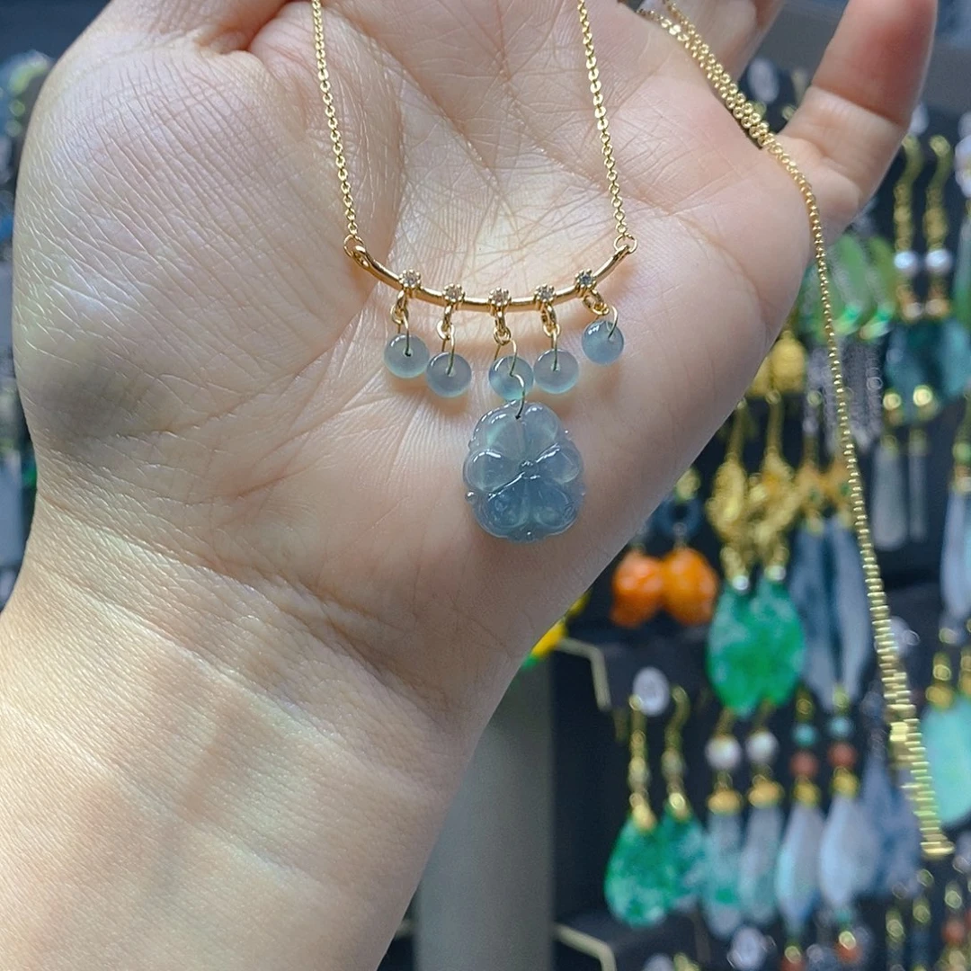 未镶嵌翡翠耳饰翡翠