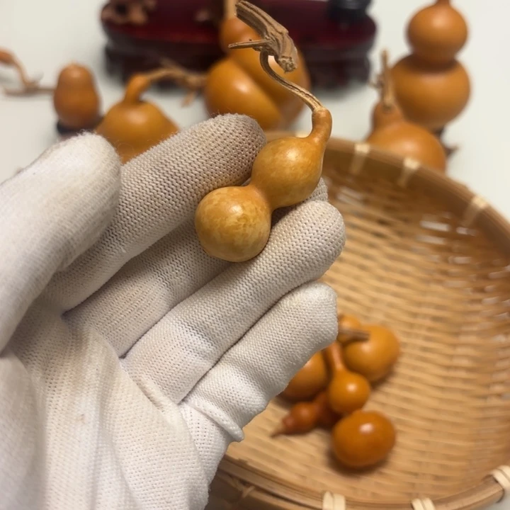 *****天然手捻老皮葫芦