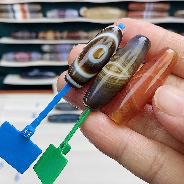 感***见玛瑙/玉髓未镶嵌颈饰