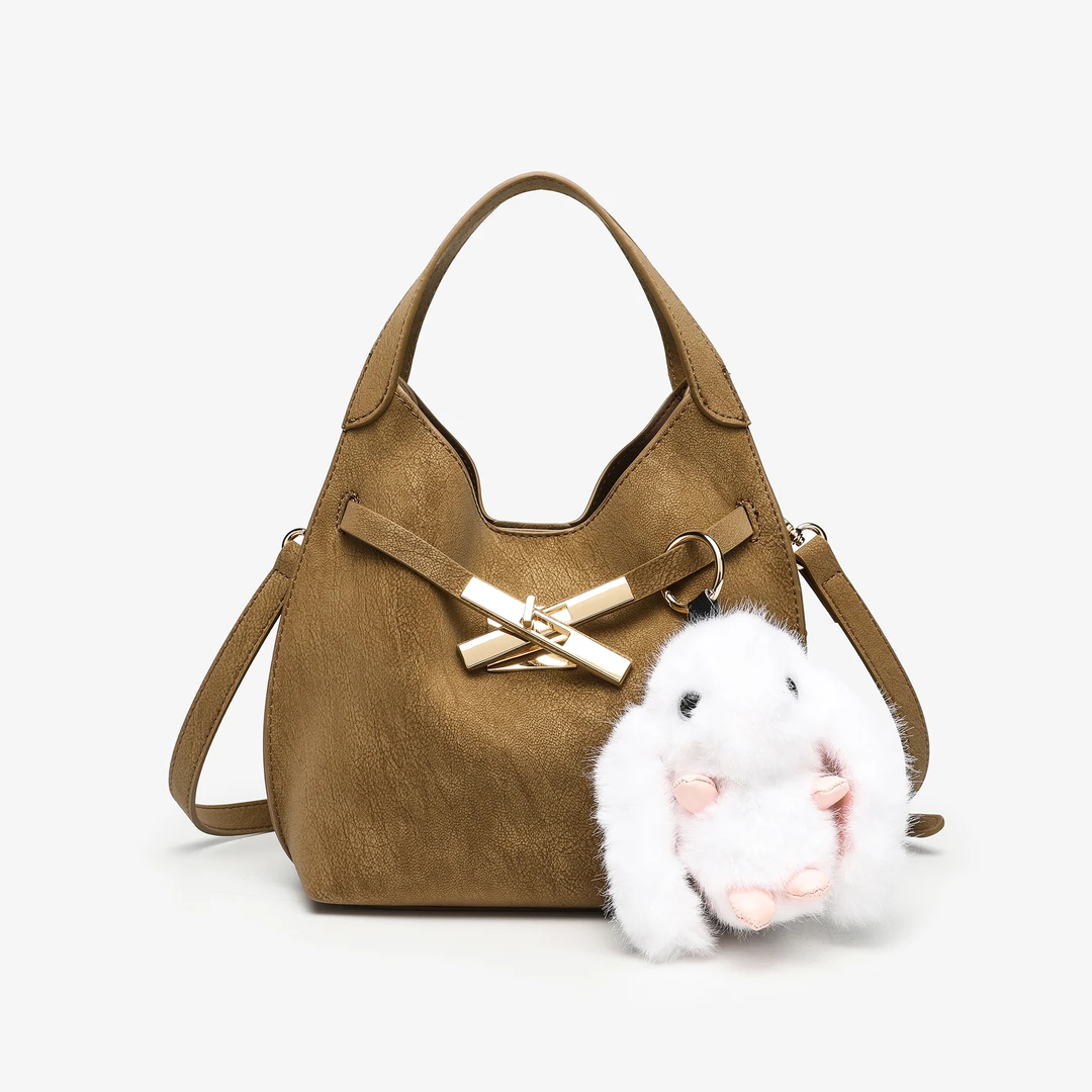 251152时尚锁扣百搭水桶包17*21*12CM