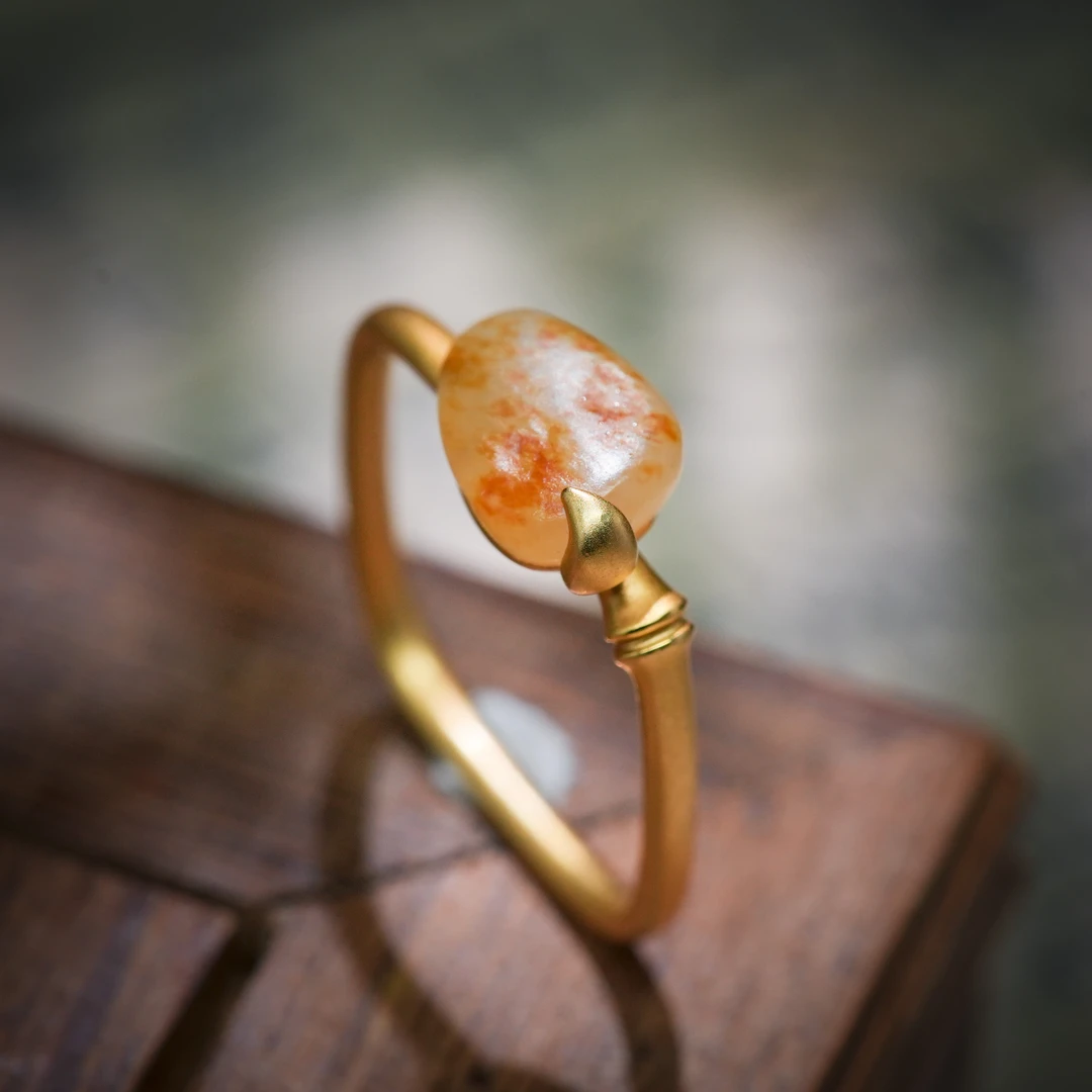 璐云·典藏级和田玉老籽18K金戒指AJ0557