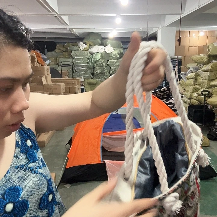 毛绒杏色红大象麻生子包包