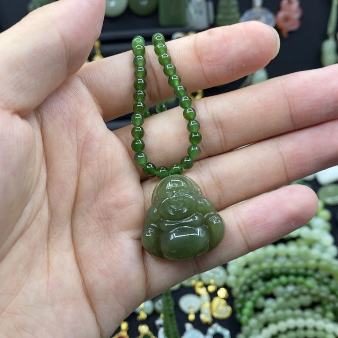 和田玉未镶嵌颈饰和田玉佛多样性发一