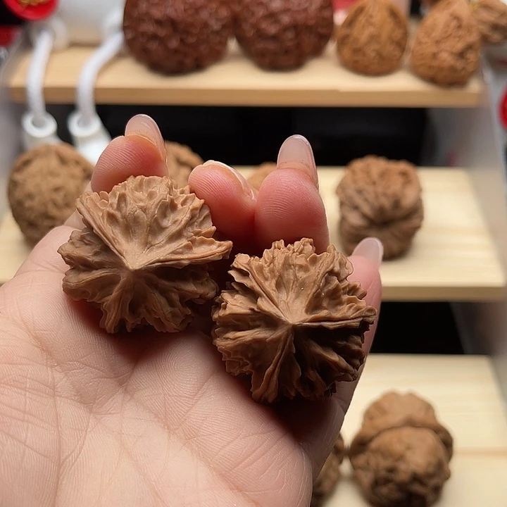 吊坠文玩核桃岐山三棱35