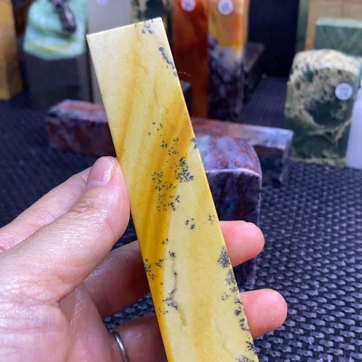 广东石用****9青田石印章石