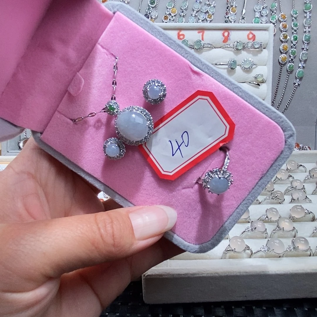 翡翠未镶嵌戒指缅甸