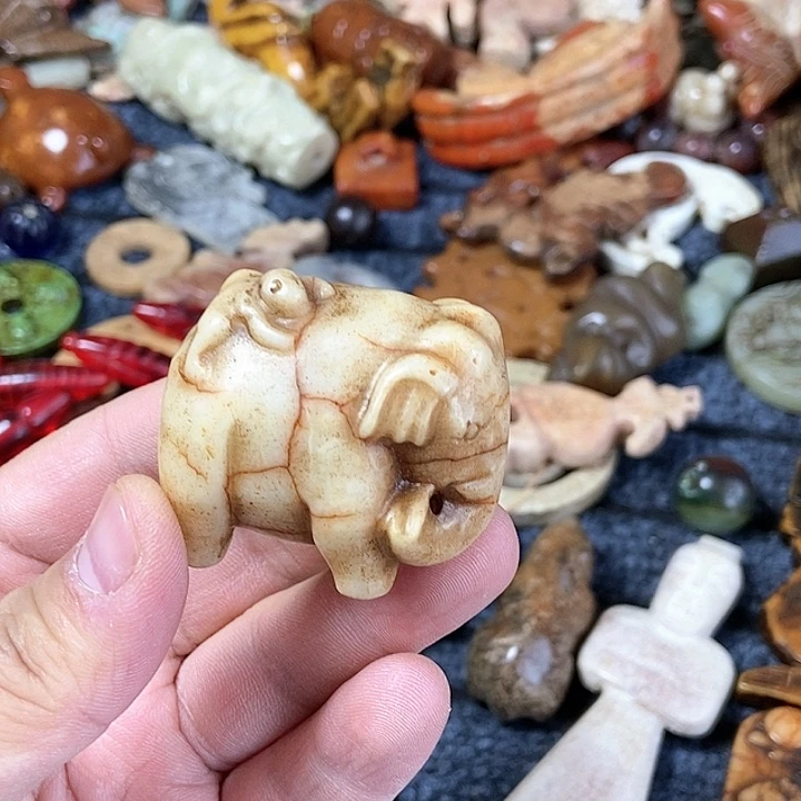 和田玉未镶嵌颈饰165