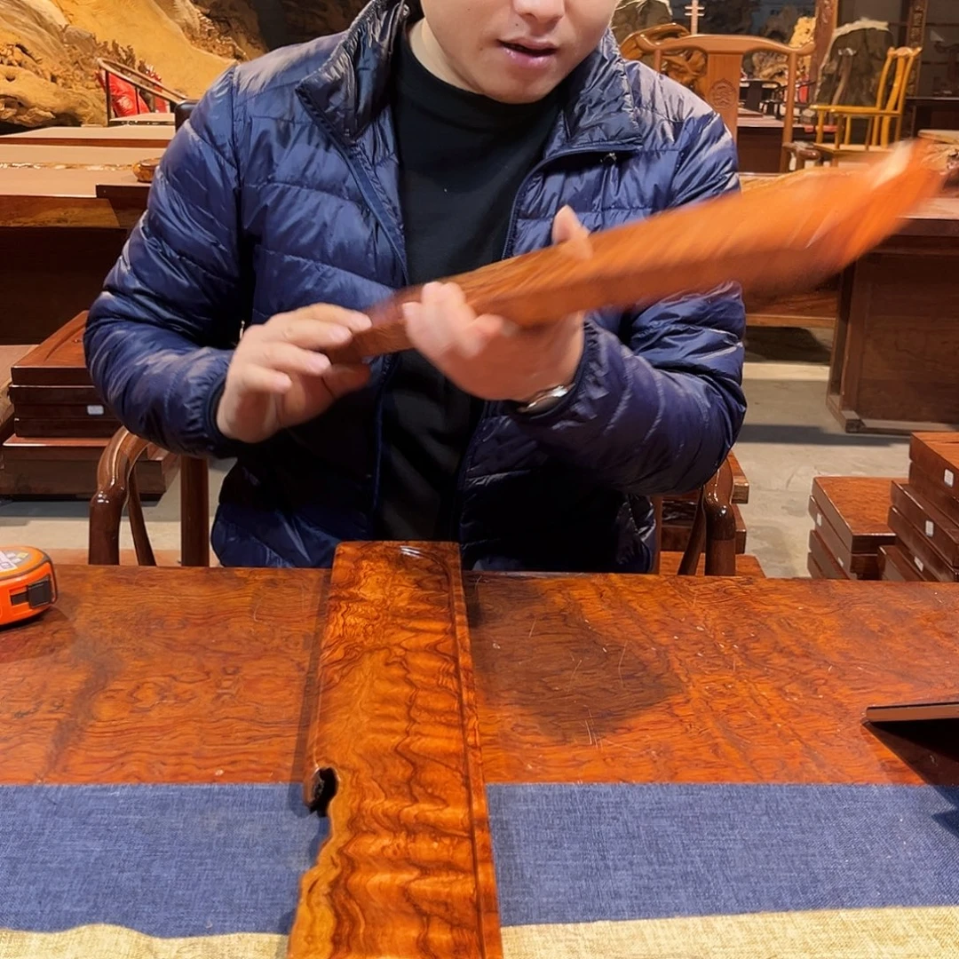 沈***.木（非红木类）巴花学名古夷苏木