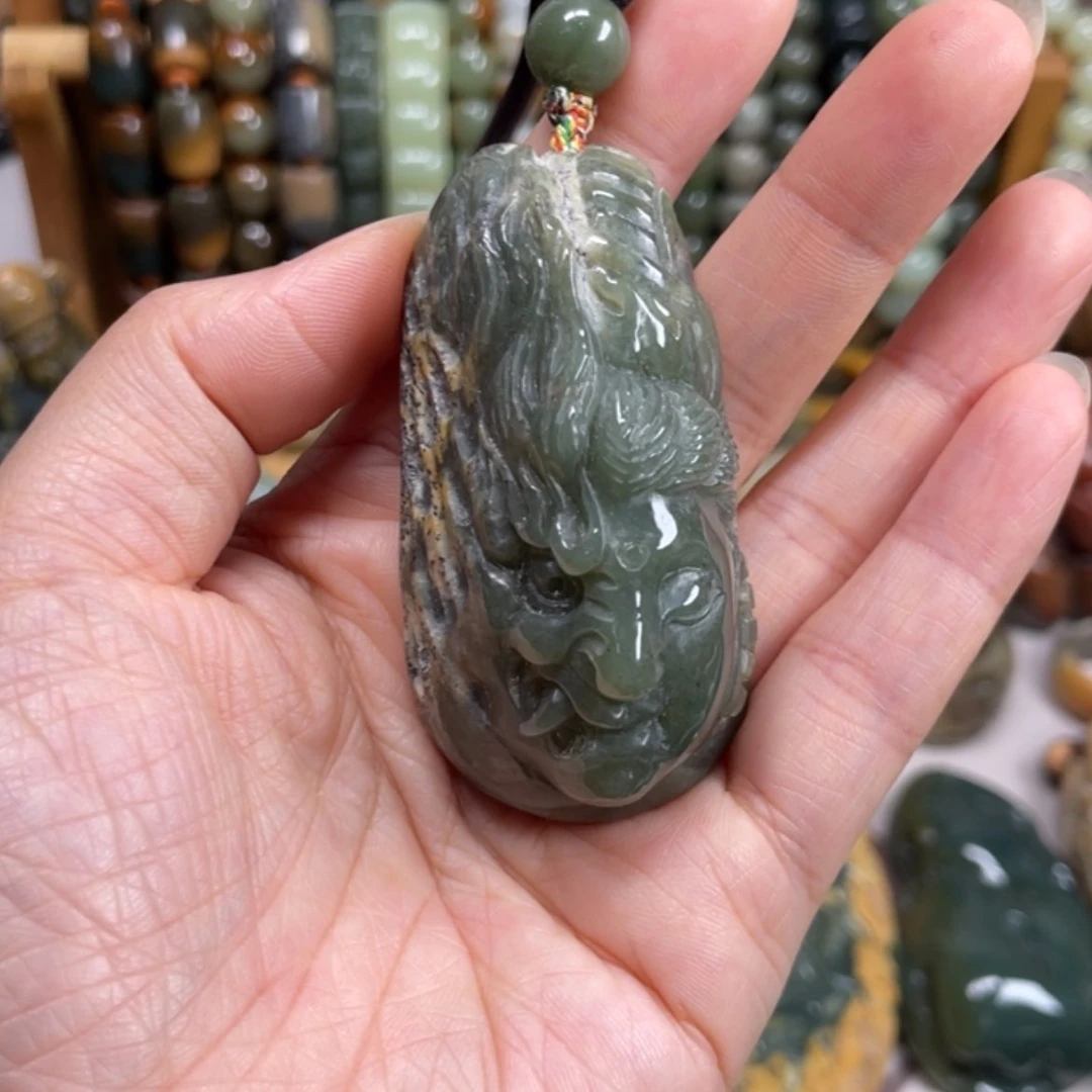 【闪购商品】岫岩河磨玉（透闪石质玉）未镶嵌把件