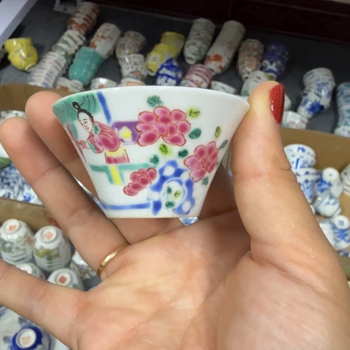 景德镇陶瓷杯子盖碗