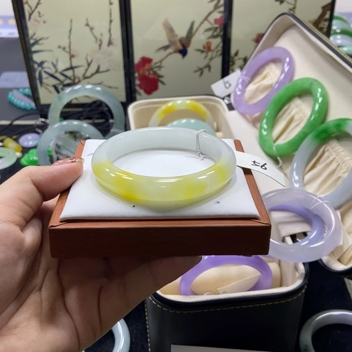 大***羊非金属56/56手镯圈口