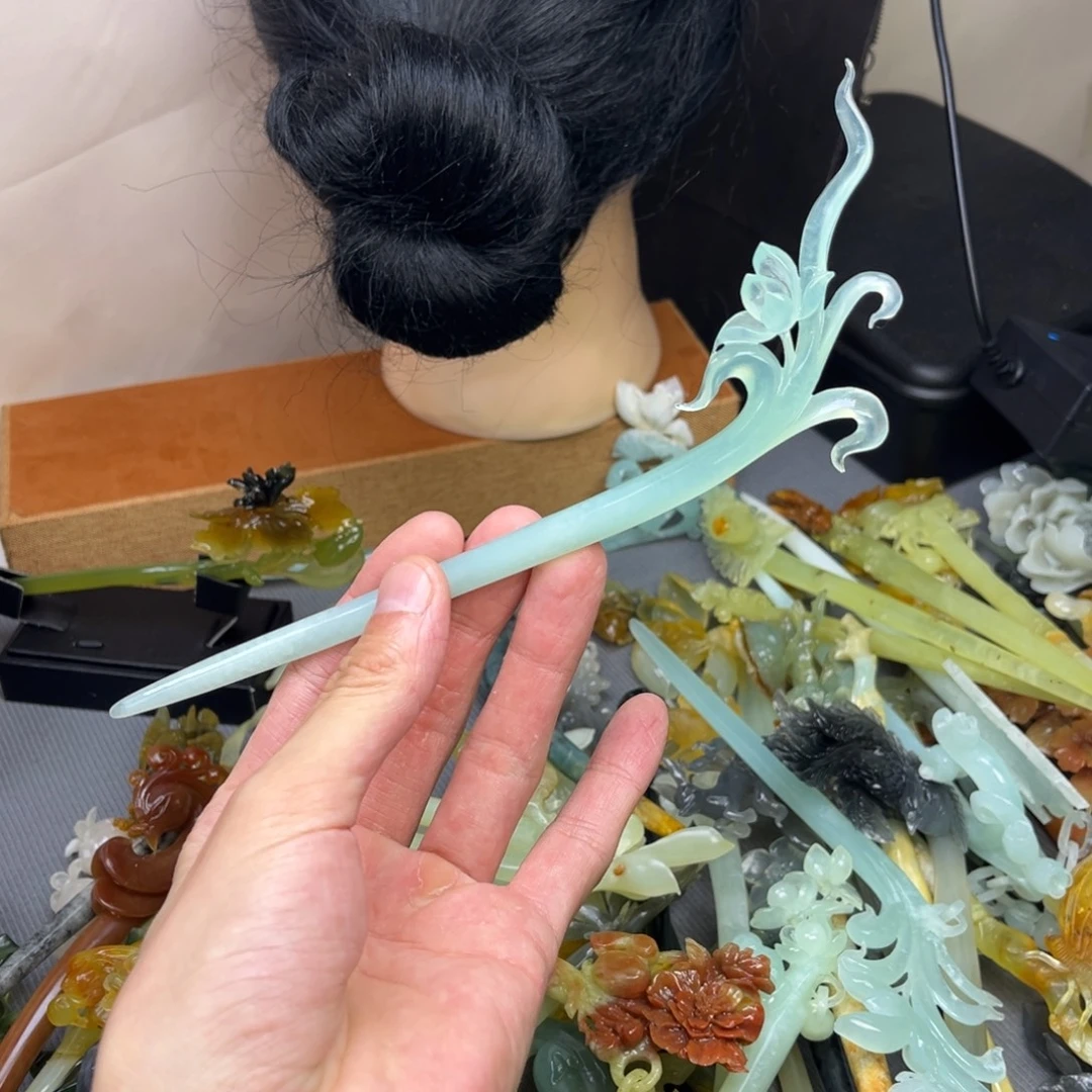 蛇纹石玉未镶嵌发饰