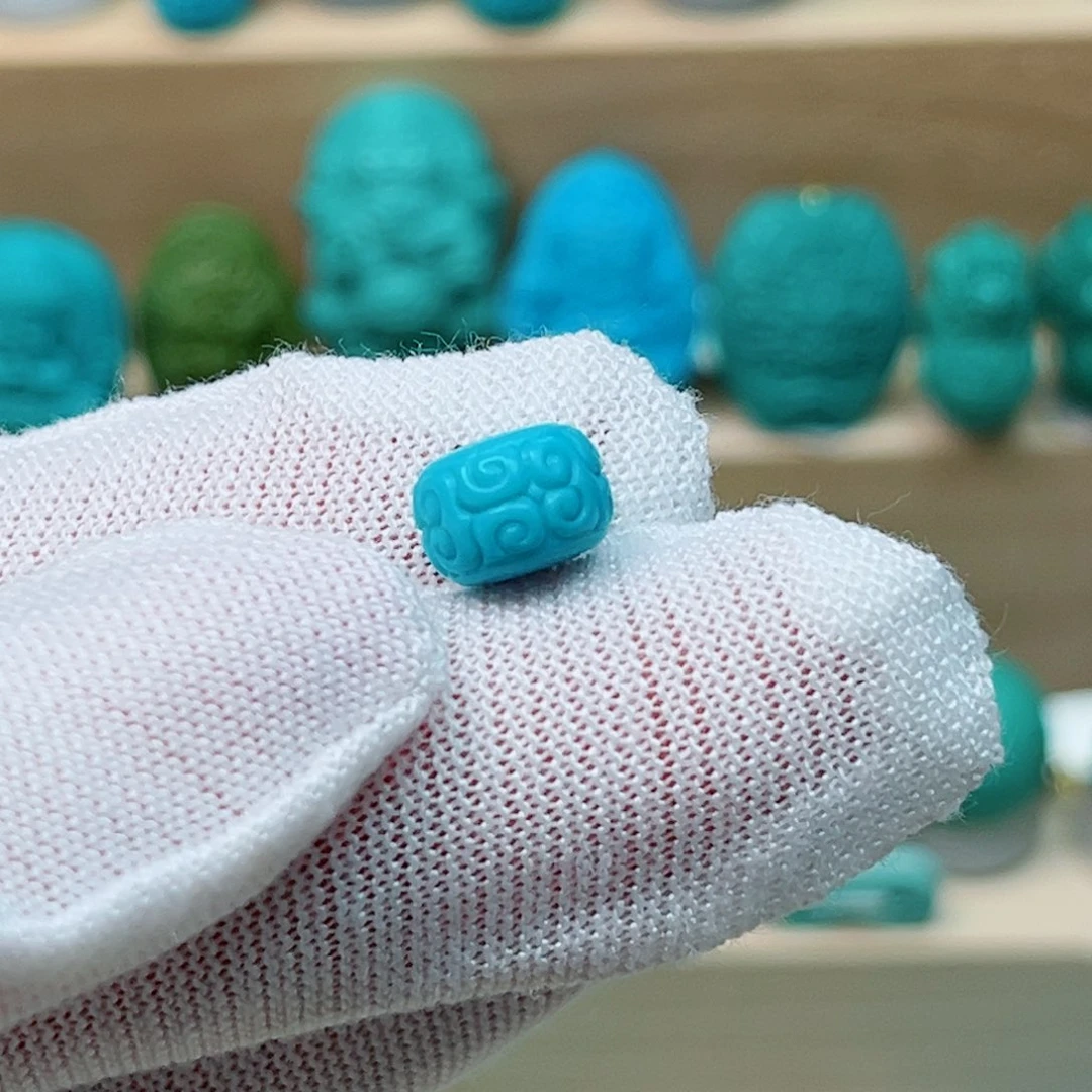 绿松石未镶嵌珠宝