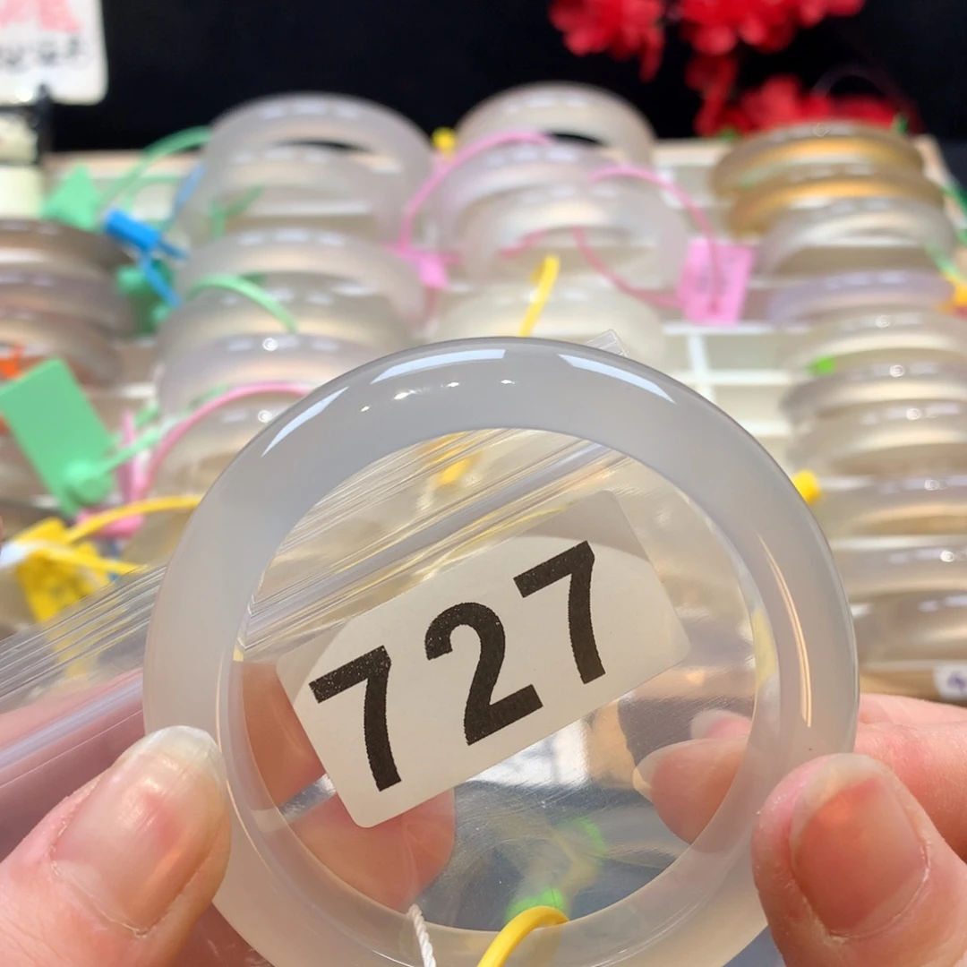 玛瑙/玉髓手镯未镶嵌鹤**山