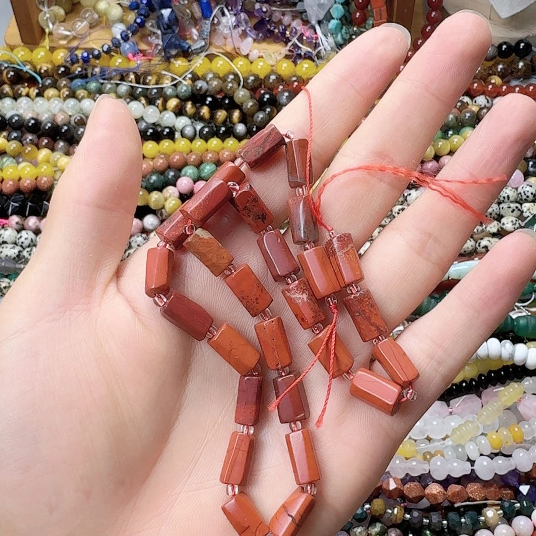未镶嵌玛瑙/玉髓珠宝半成品6×11红石筒珠一条