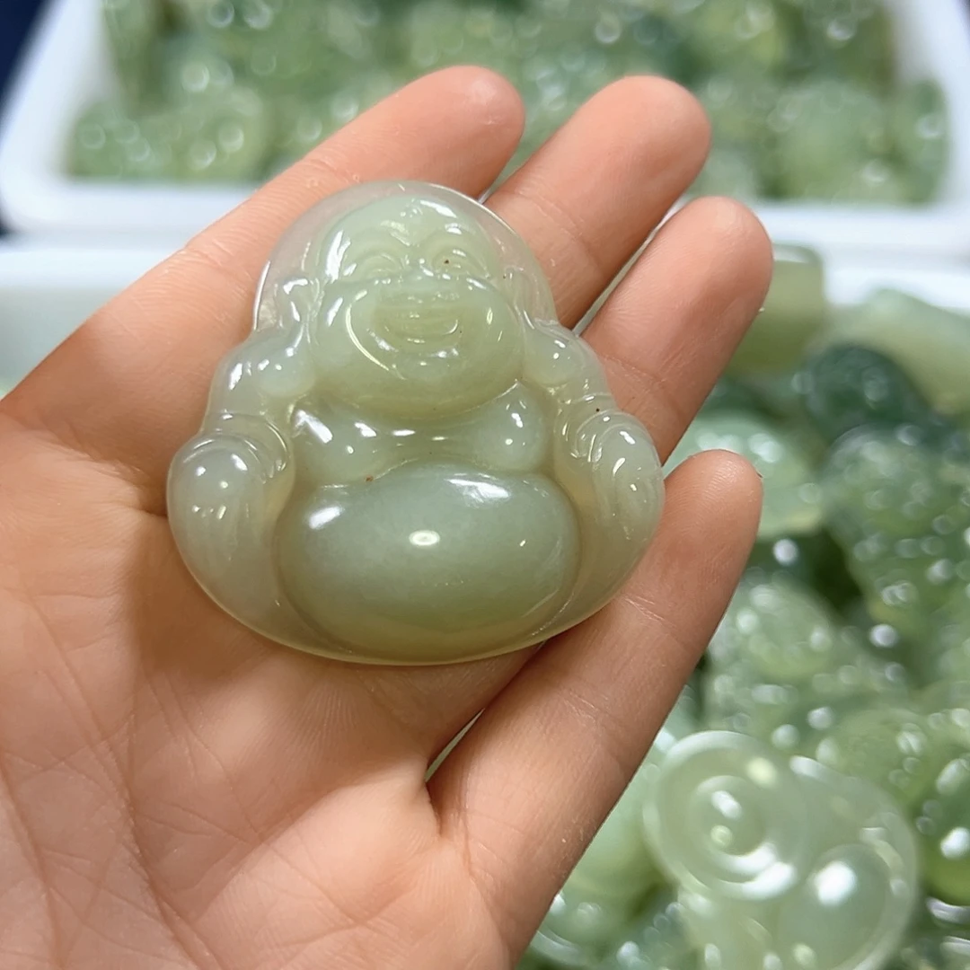 清***莉合金蛇纹石玉挂件
