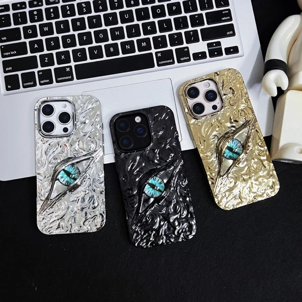 个性恶魔眼适用苹果17promax立体褶皱面iphone14/15/16pro手机壳