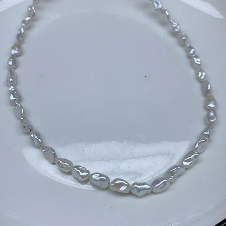颈饰未镶嵌淡水珍珠Keshi