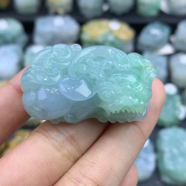 翡翠未镶嵌颈饰天然缅甸翡翠