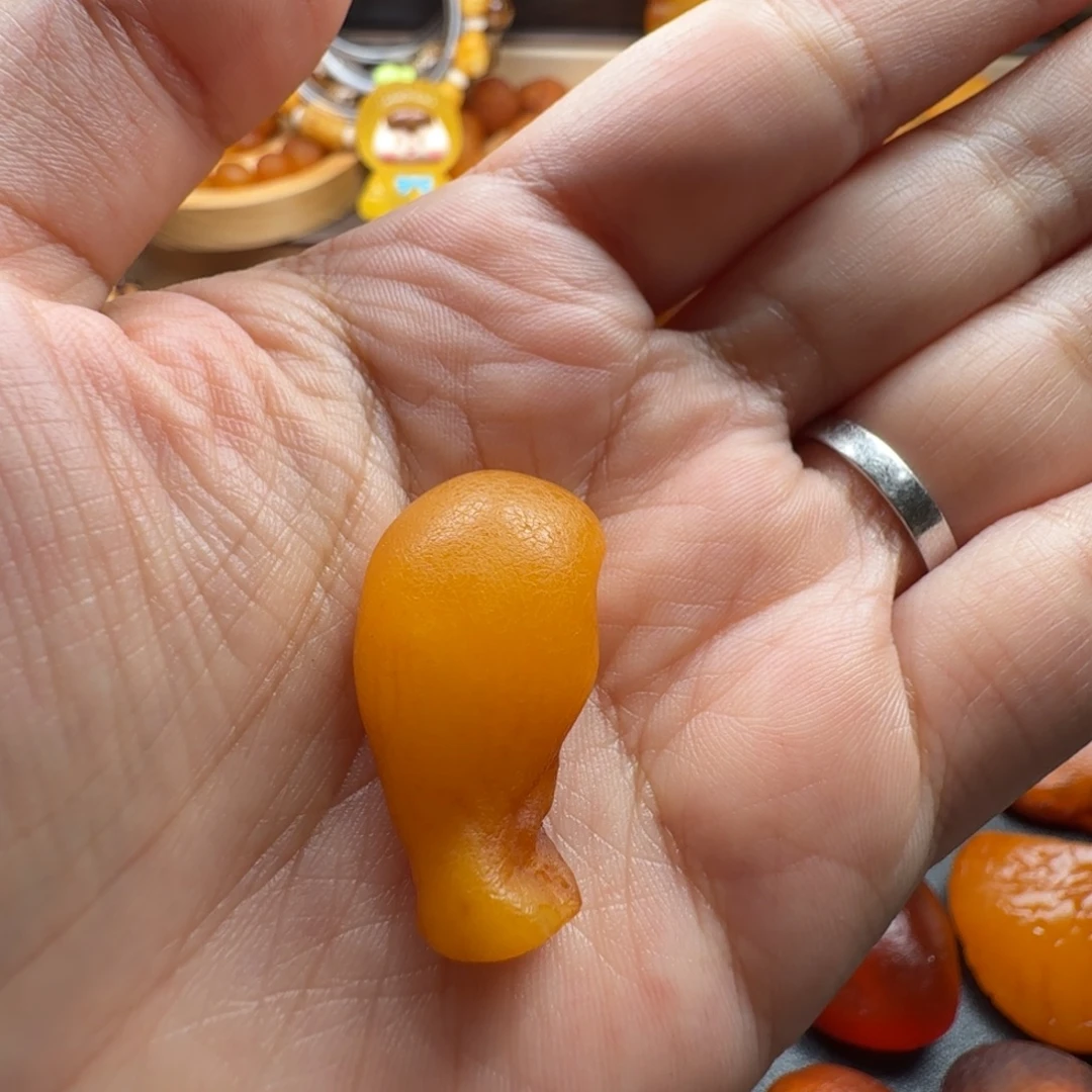 浪***涯定制琥珀未镶嵌定制三通打孔