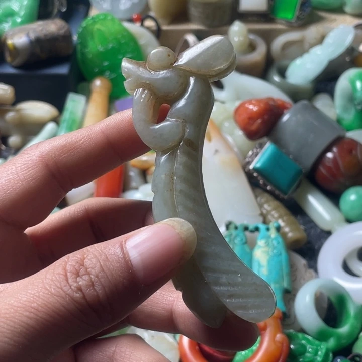 和田玉未镶嵌吊坠(不含链)