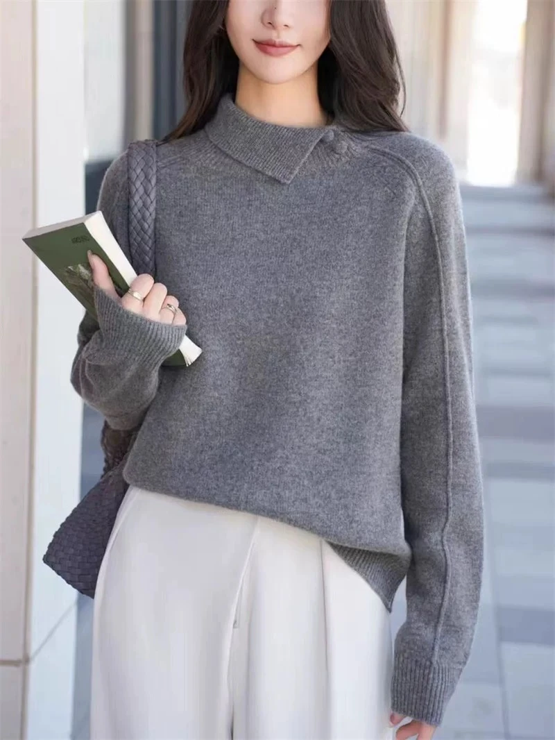 时尚秋冬女款针织毛衣打底衫不规则领子