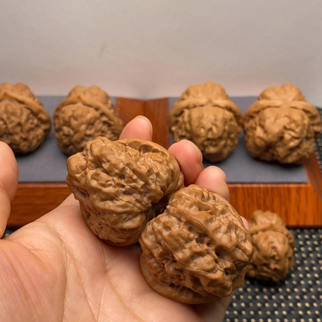 文玩核桃把件边38左右
