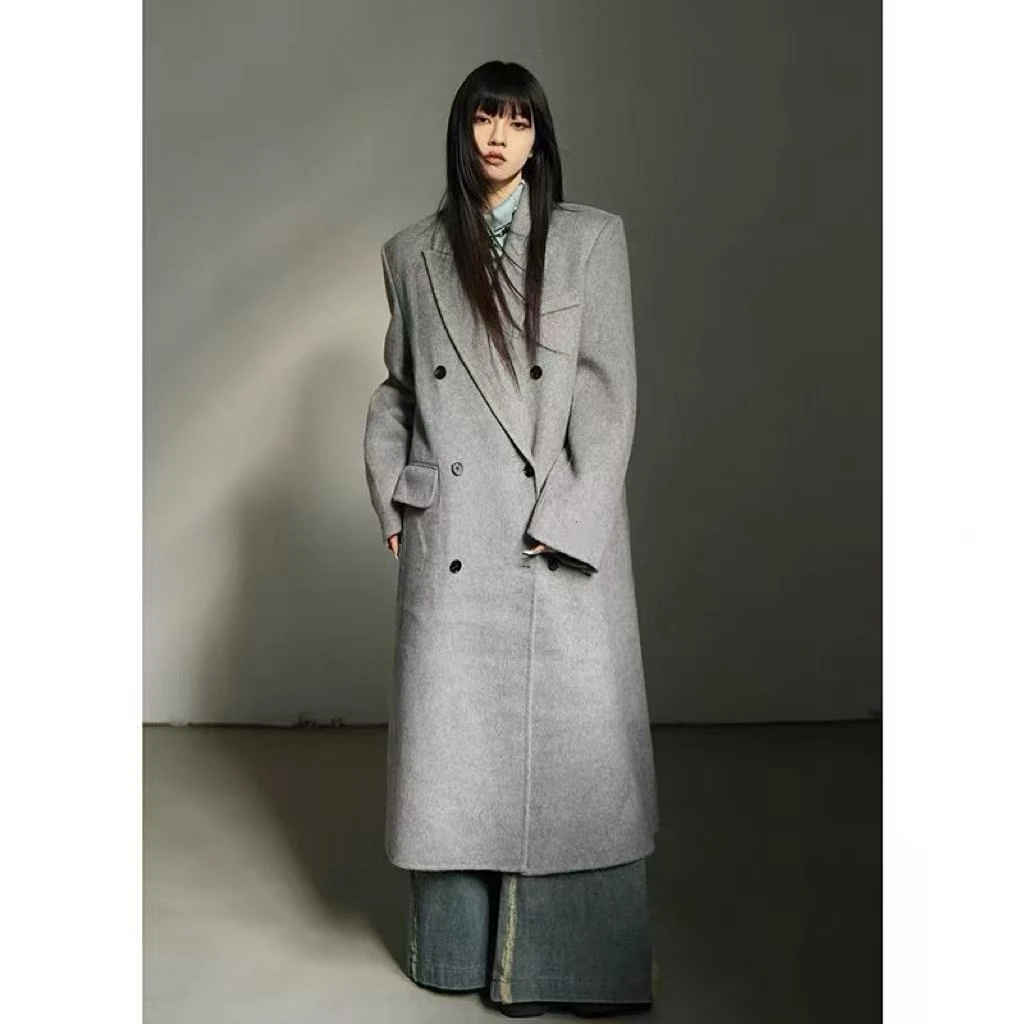 A15-2-4灰色“双排扣”呢子大衣（121）