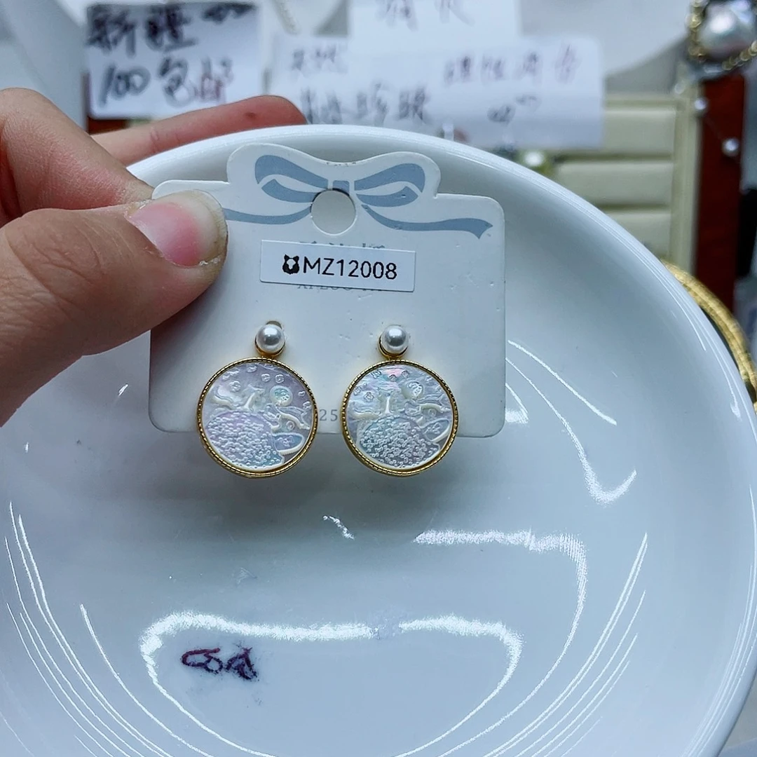 银S925镶嵌耳饰淡水珍珠