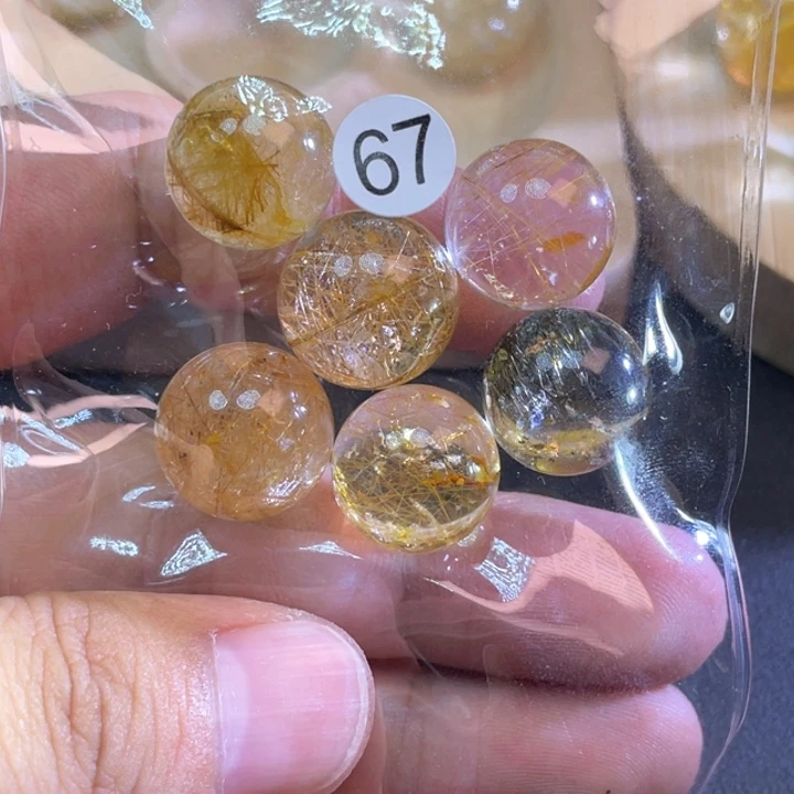 未镶嵌颈饰水晶吴****师