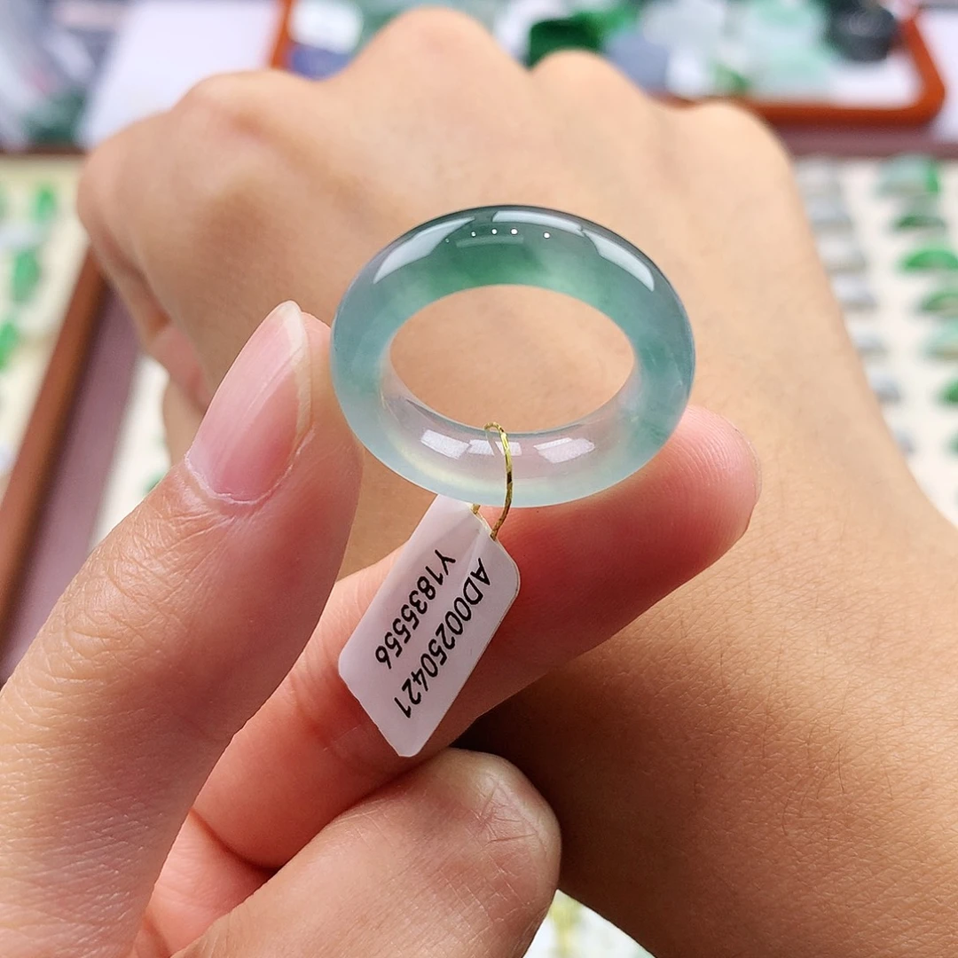 翡翠未镶嵌戒指12号