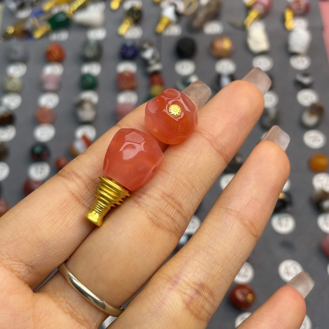 玛瑙/玉髓配饰合金奶****н