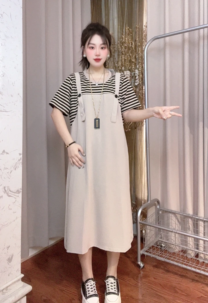 夏季时尚假两件拼接条纹宽松显瘦大码连衣裙