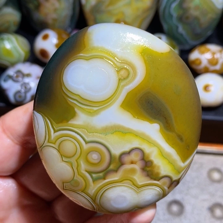 未镶嵌玛瑙/玉髓珠宝半成品33