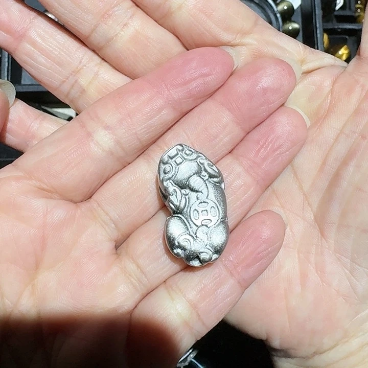 阿***原黑曜岩未镶嵌珠宝奇石