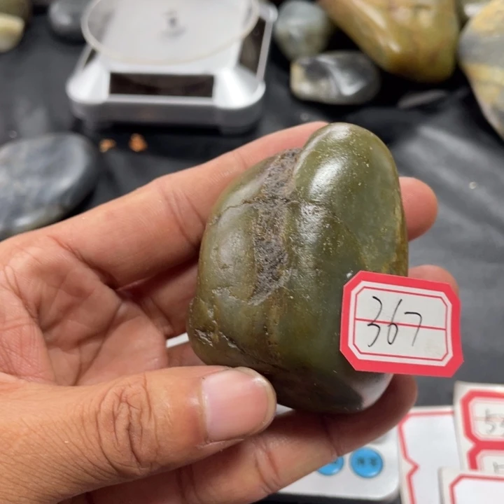 颈饰未镶嵌和田玉367