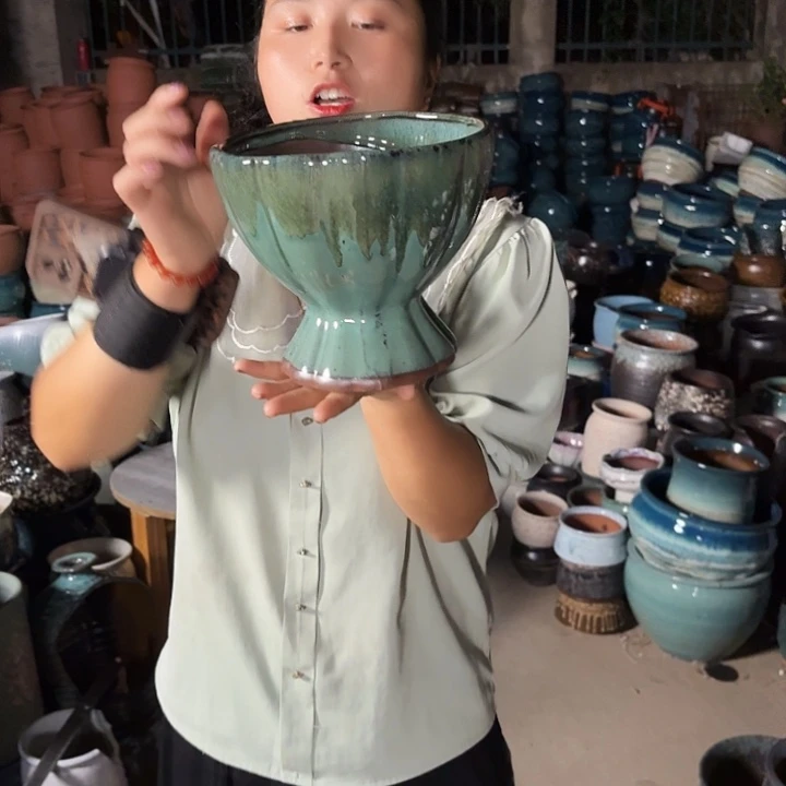 19/17瑕疵的一个盆