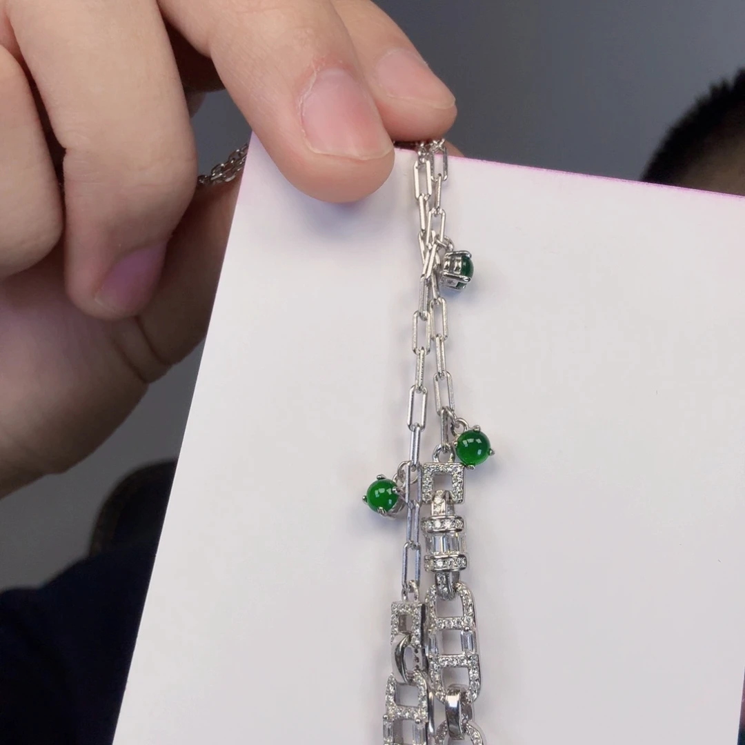 翡翠颈饰银S925镶嵌一件