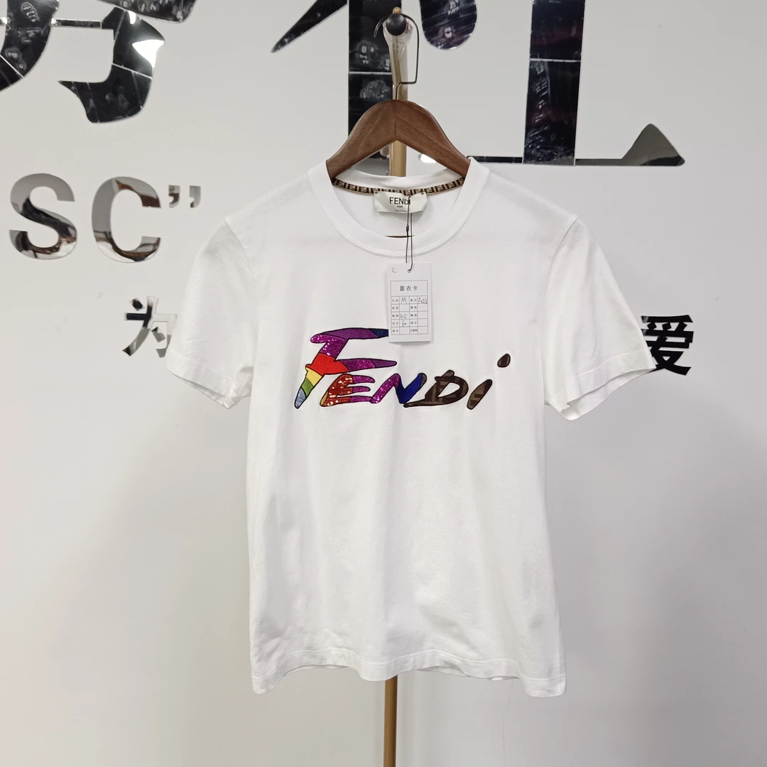 99新 FENDI/芬迪 彩虹logo短袖M 衣长60 胸围45编码2