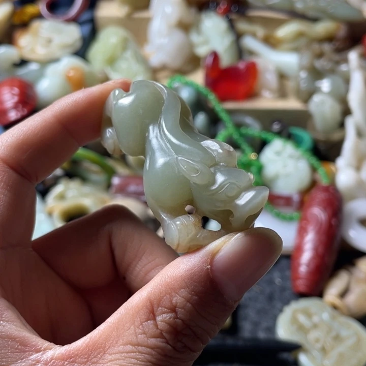 和田玉未镶嵌吊坠(不含链)