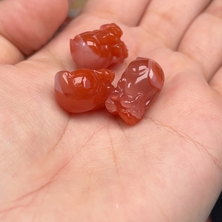 ꧁***꧂南红玛瑙未镶嵌吊坠(不含链)